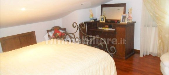 Villa de 4 dormitorios en Castelnuovo Magra, Italy No. 261802 24