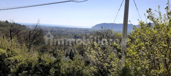 Villa de 4 dormitorios en Castelnuovo Magra, Italy No. 261802 9