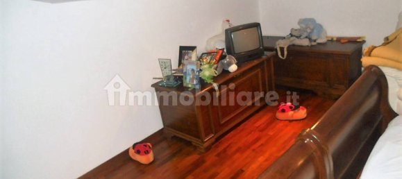 Villa de 4 dormitorios en Castelnuovo Magra, Italy No. 261802 32