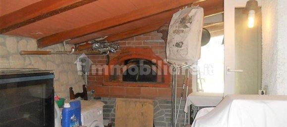 Villa de 4 dormitorios en Castelnuovo Magra, Italy No. 261802 38