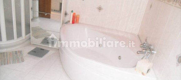 Villa de 4 dormitorios en Castelnuovo Magra, Italy No. 261802 27