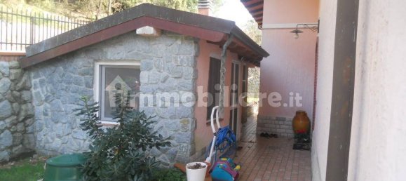 Villa de 4 dormitorios en Castelnuovo Magra, Italy No. 261802 48