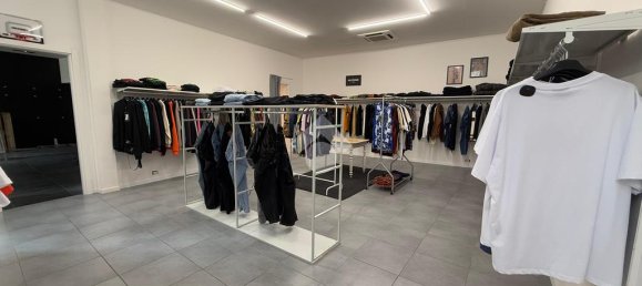  مكتب في Forlì, Italy 250متر مربع رقم 309940 20