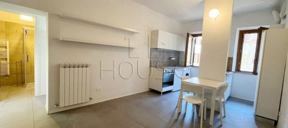 2 rooms Apartment in Arezzo, Italy No. 287872 10
