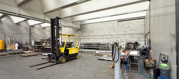 1غرفة مستودع في Gordona, Italy رقم 377689 5