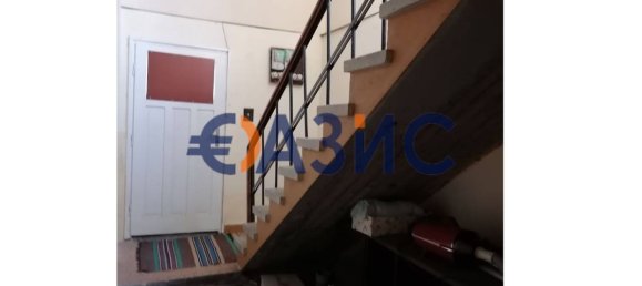 4 bedrooms House in Sredets, Bulgaria No. 495 12