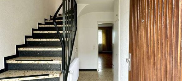 Таунхаус с 7 комнатами в Баден-Вюртемберг, Германия № 107070 3