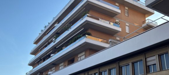 Apartamento de 7 habitaciónes en Pescara, Italy No. 129504 6