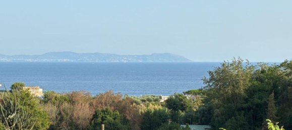 Apartamento de 3 dormitorios en Naples, Italy No. 334784 4