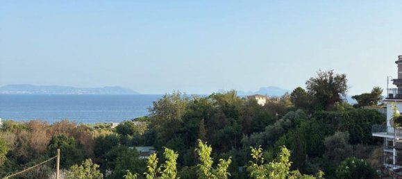 Apartamento de 3 dormitorios en Naples, Italy No. 334784 3