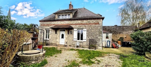 Adosado de 4 dormitorios en La Bussiere, France No. 158274 10