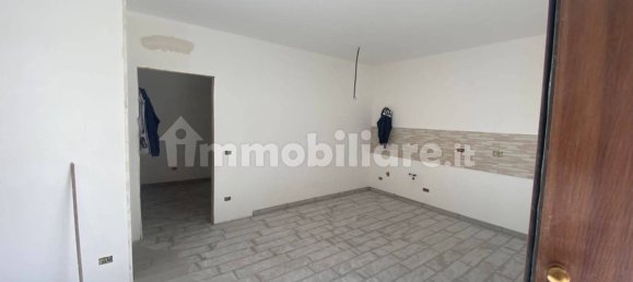 Apartamento T2 em Rignano Flaminio, Italy N.º 336576 5