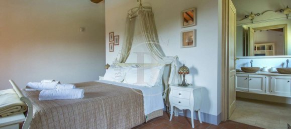 6 bedrooms Villa in Palaia, Italy No. 53697 23