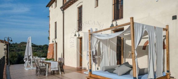 6 bedrooms Villa in Palaia, Italy No. 53697 8