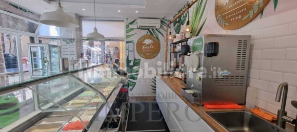 2غرفة عقار تجاري في Ventimiglia, Italy رقم 329964 2