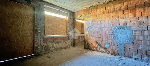 Дом с 8 комнатами в Альбаредо д’Адидже, Италия № 114208 11