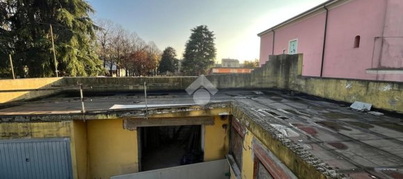 Дом с 8 комнатами в Альбаредо д’Адидже, Италия № 114208 30