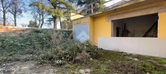 Дом с 8 комнатами в Альбаредо д’Адидже, Италия № 114208 25