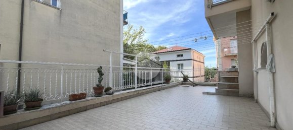 2 bedrooms Apartment in Rimini, Italy No. 346162 11