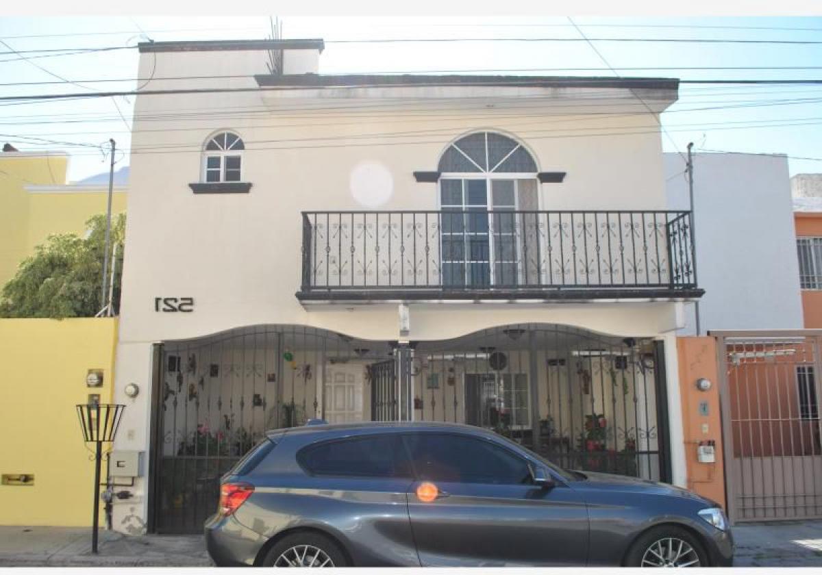 Дом с 3 спальнями в Керетаро, Мексика № 177140