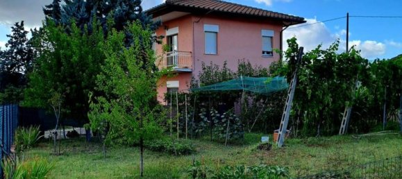 3 bedrooms House in Ortezzano, Italy No. 263143 3