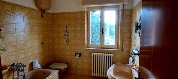 3 bedrooms House in Ortezzano, Italy No. 263143 11