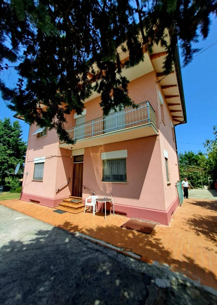 3 bedrooms House in Ortezzano, Italy No. 263143