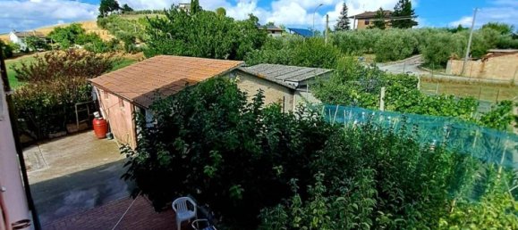 3 bedrooms House in Ortezzano, Italy No. 263143 4