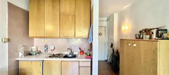 2-salle Appartement à Desenzano del Garda, Italy No. 4213 5