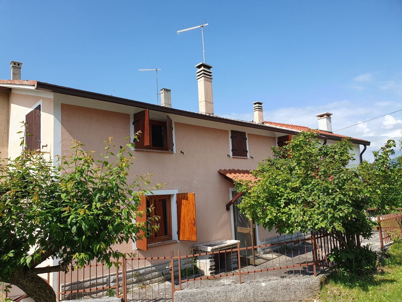 5 bedrooms House in Lusiana Conco, Italy No. 315911