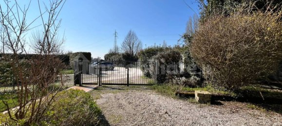 3 bedrooms Villa in San Giorgio di Piano, Italy No. 69638 37