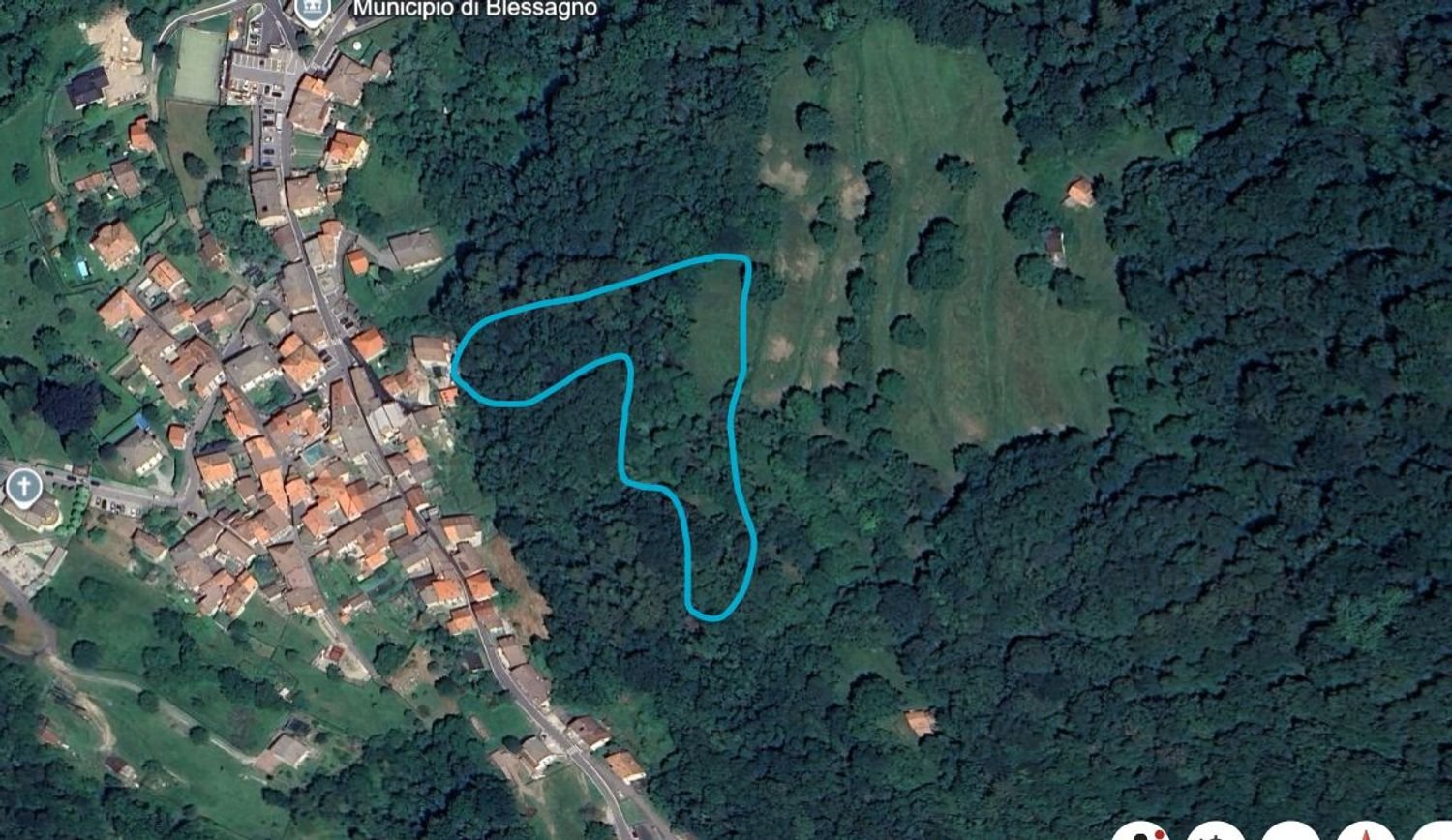 3360m² Land in Blessagno, Italy No. 313831