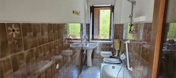 Apartamento de 2 dormitorios en Alba, Italy No. 318726 12