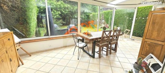 Casa de 3 dormitorios en Chaumontel, France No. 301174 2