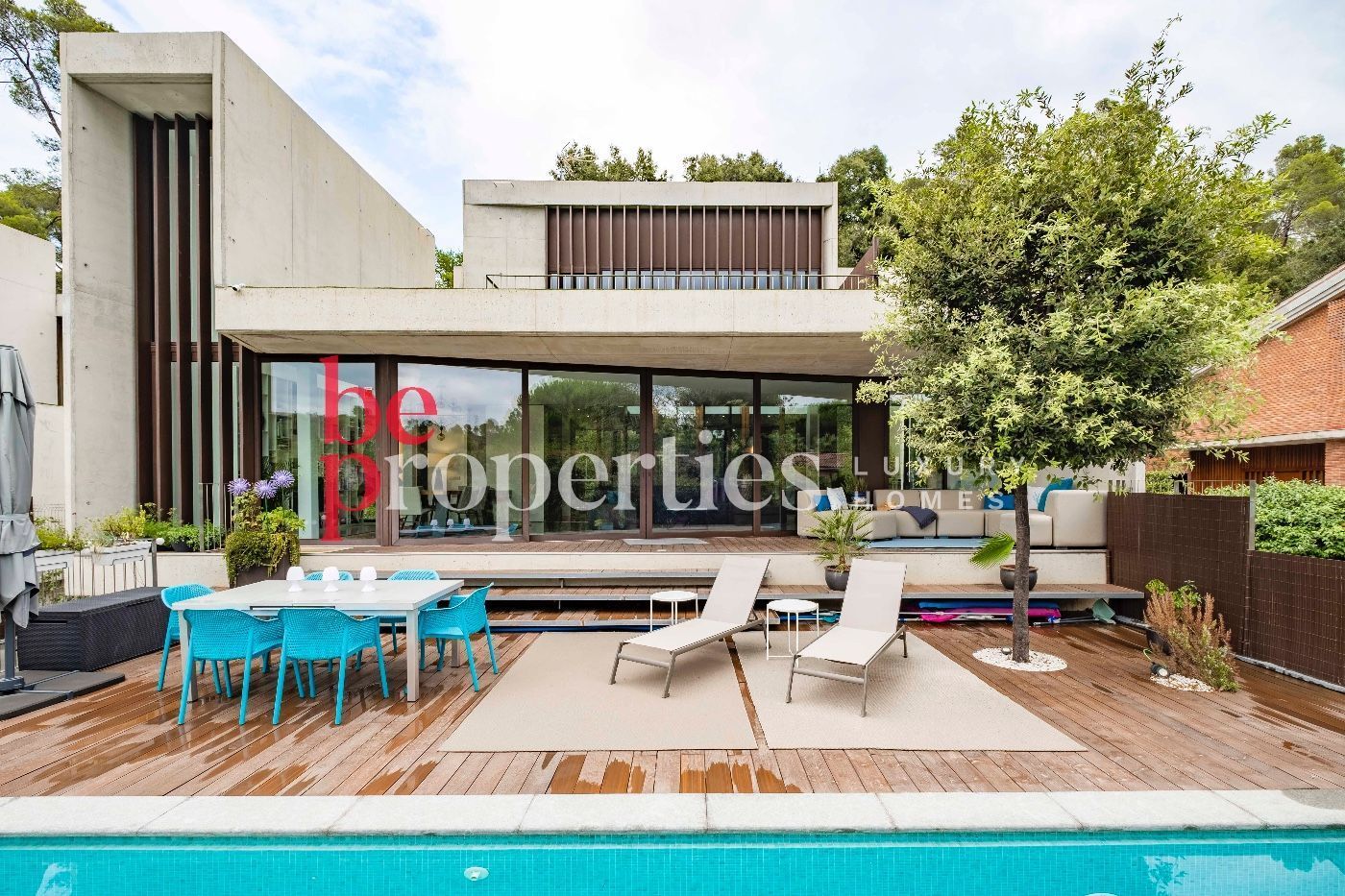 6 bedrooms House in Sant Cugat Del Valles, Spain No. 20744