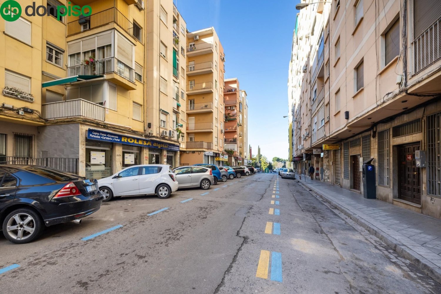 Propiedad comercial en Granada, Spain 200 m² No. 22406