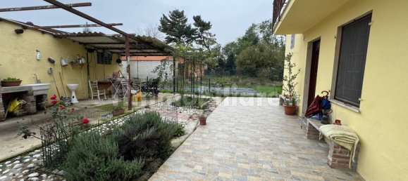 Вилла с 2 спальнями в Мортара, Италия № 233462 41