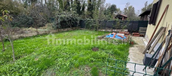 Вилла с 2 спальнями в Мортара, Италия № 233462 17