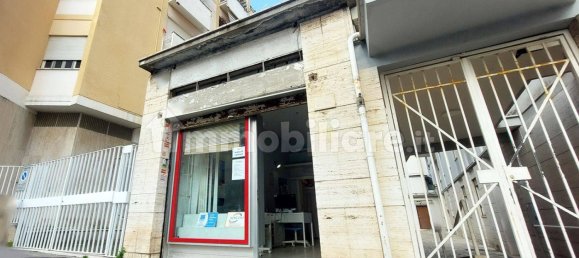 1-salle Propriété commerciale à Rome, Italy No. 117305 3