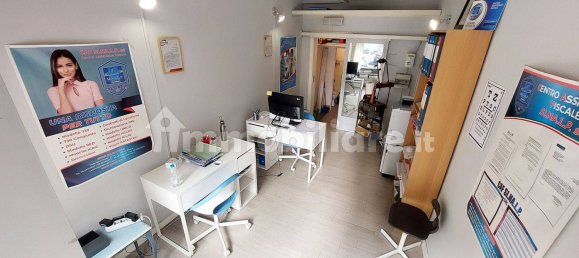 1-salle Propriété commerciale à Rome, Italy No. 117305 10