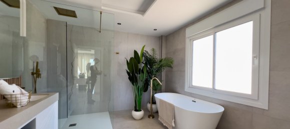 5 bedrooms Villa in Mijas, Spain No. 148222 22