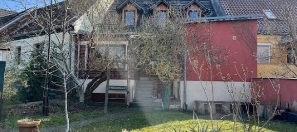 Таунхаус с 3 комнатами в Бранденбург, Германия № 51106 2