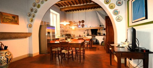 12 rooms Villa in Lucca, Italy No. 155135 9