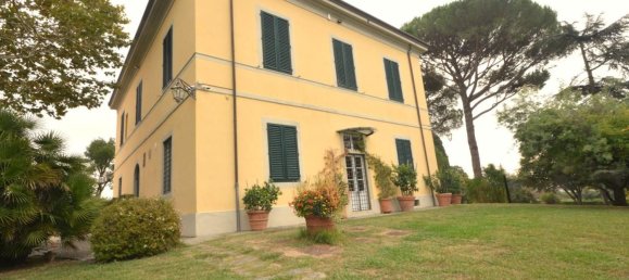 12 rooms Villa in Lucca, Italy No. 155135 39
