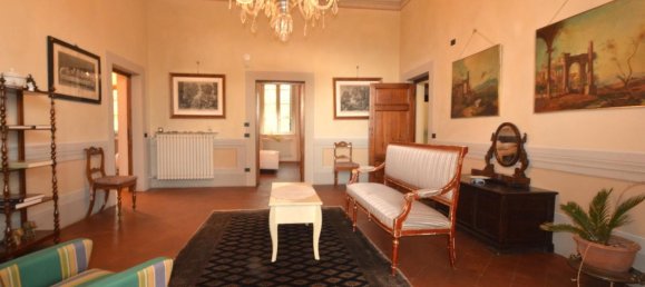 12 rooms Villa in Lucca, Italy No. 155135 13