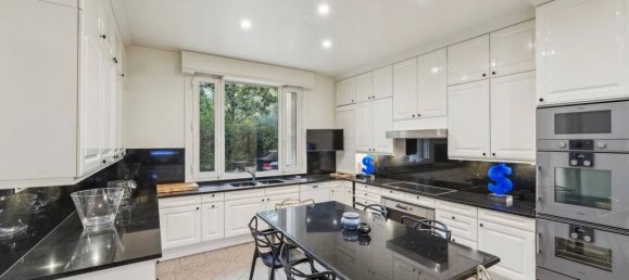 5 chambres Appartement à Paris, France No. 124552 9