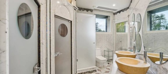 5 chambres Appartement à Paris, France No. 124552 14