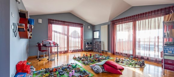 3 غرف نوم فيلا في Uboldo, Italy رقم 57824 33