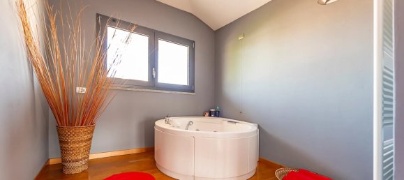 3 غرف نوم فيلا في Uboldo, Italy رقم 57824 34