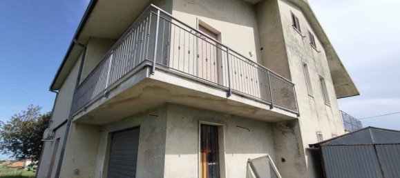 4 bedrooms House in Giuliano Teatino, Italy No. 284137 15